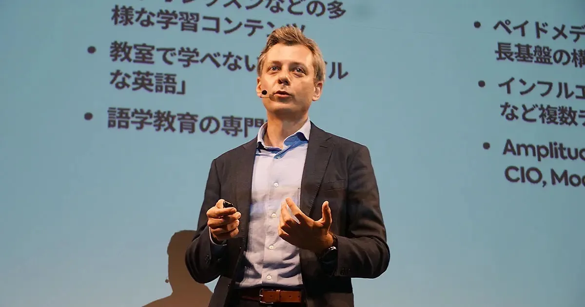 Yan presenting Speak's Japan growth strategy at the RevenueCat event